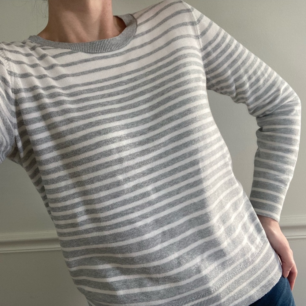 Banana Republic Gray and White Striped Crewneck Sweater